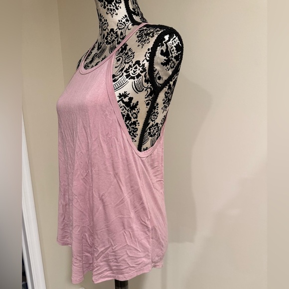 Ethereal Tanktop - Picture 3 of 6